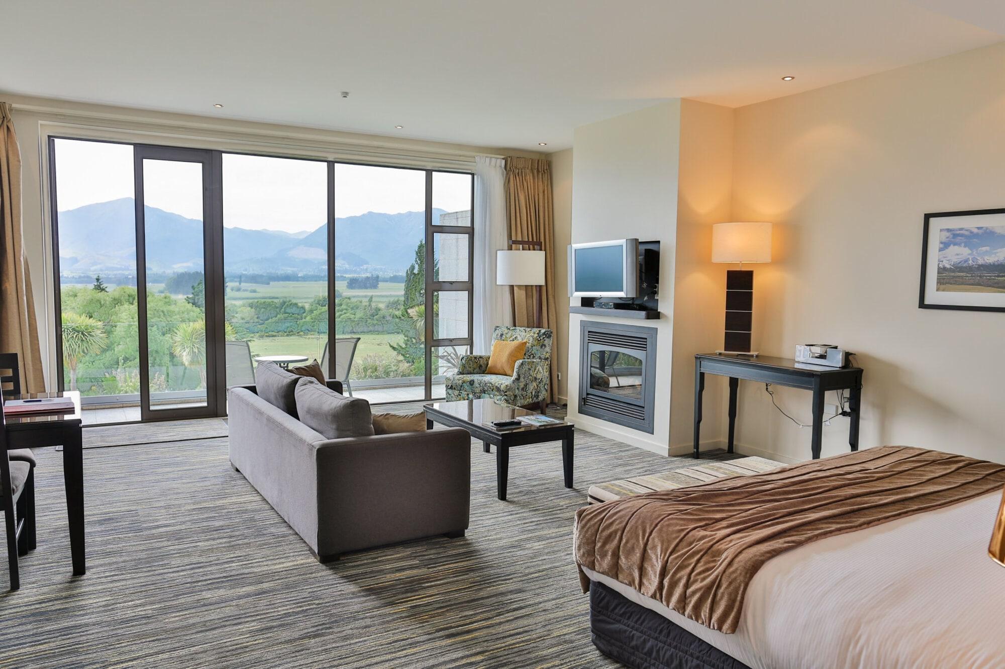 Braemar Lodge And Spa Hanmer Springs Eksteriør bilde A suite at the hotel