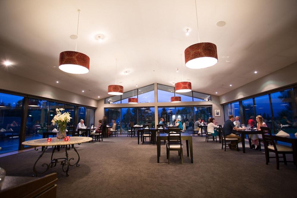 Braemar Lodge And Spa Hanmer Springs Eksteriør bilde The restaurant at the Hunter Valley Resort