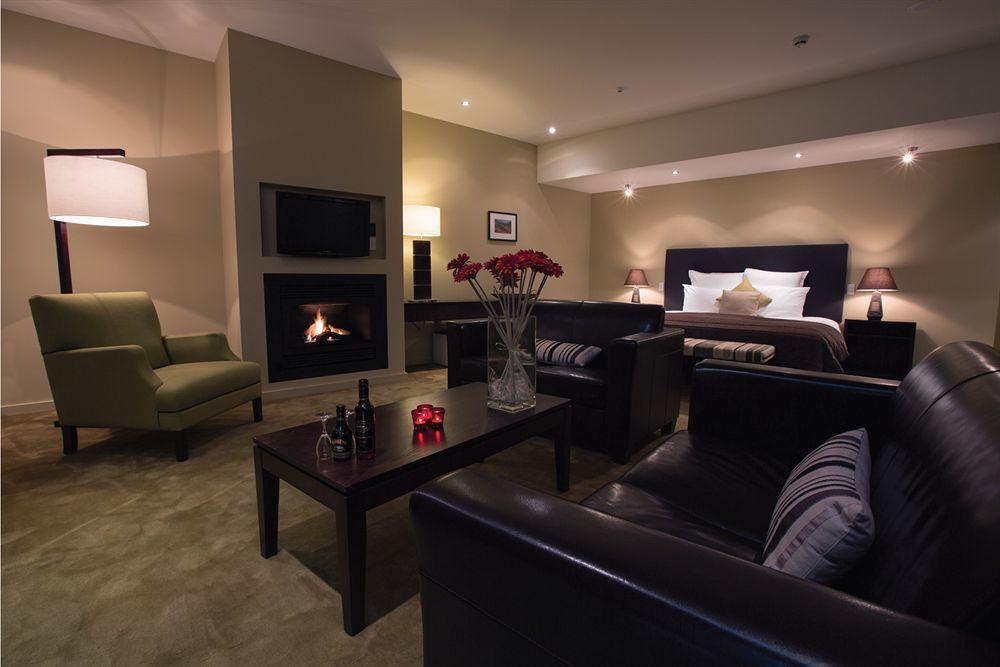 Braemar Lodge And Spa Hanmer Springs Eksteriør bilde A suite at the hotel